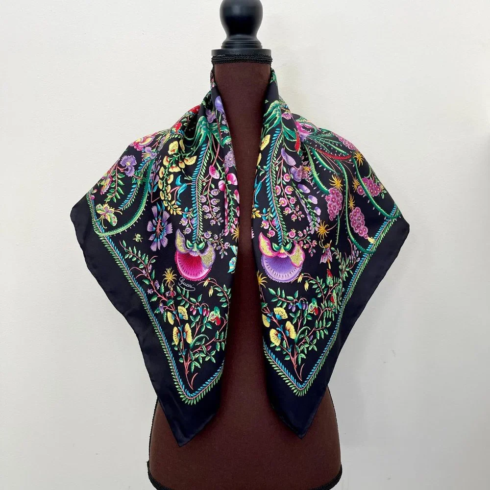 Display #2 Gucci Floral Black Green Multicolor Flora Silk Scarf Wrap